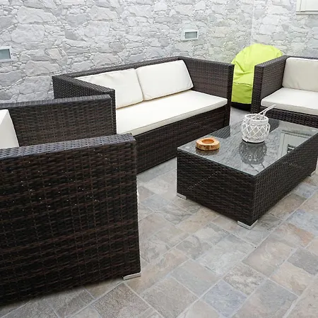 Mattandre Монтерони-ди-Лечче